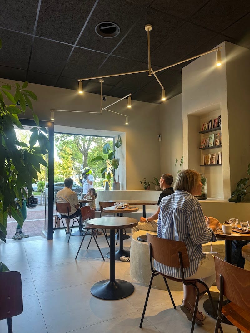 We Are Ōfi Café - Orgaz Specialty Coffee, Madrid