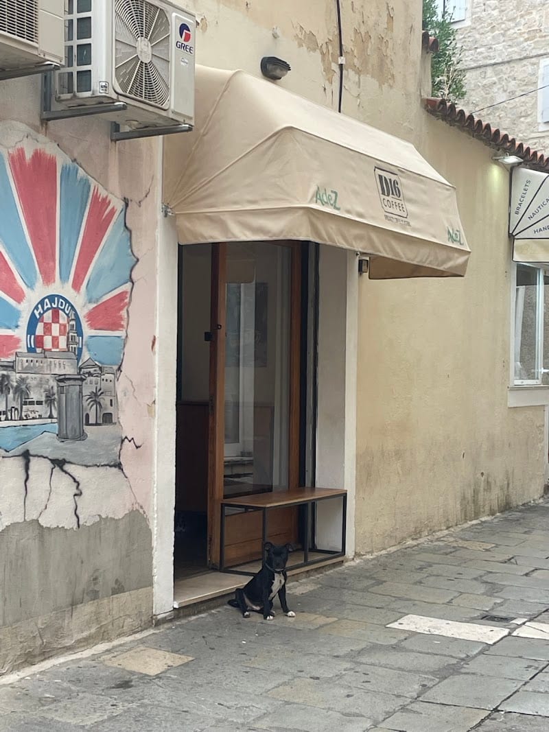 D16 Specialty Coffee Shop, Split