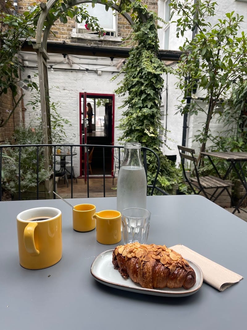 Oscar's, London
