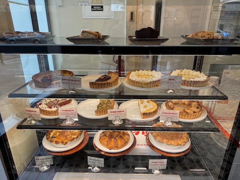9 Lives Specialty Coffee & Brunch, Madrid