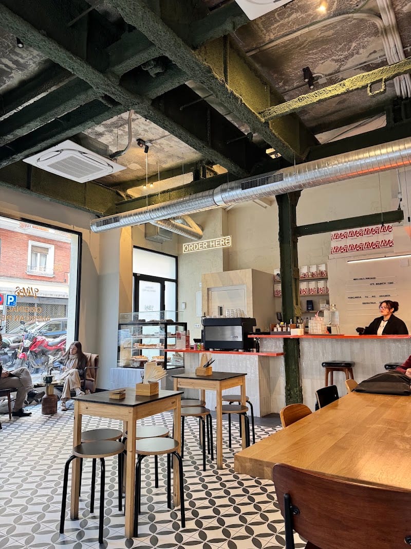 9 Lives Specialty Coffee & Brunch, Madrid