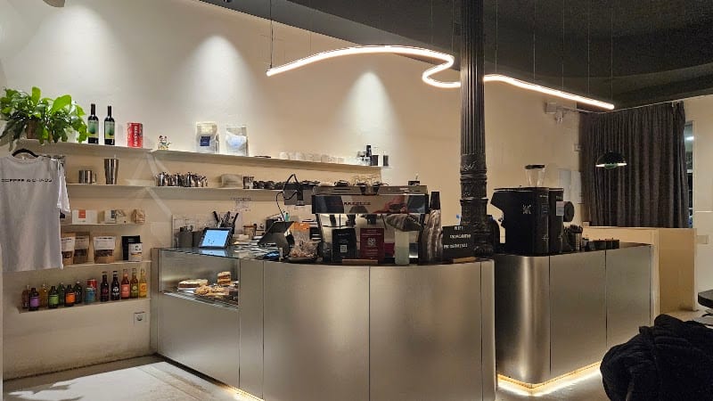 Osom Cantine, Madrid