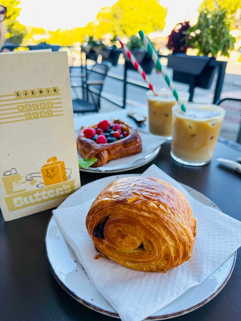 BUTTER'S, Split