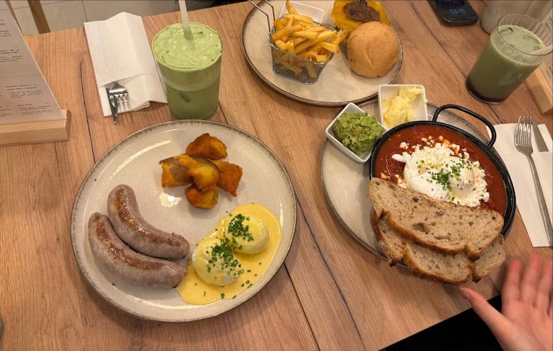Noor Brunch | Specialty Coffee & Matcha, Barcelona