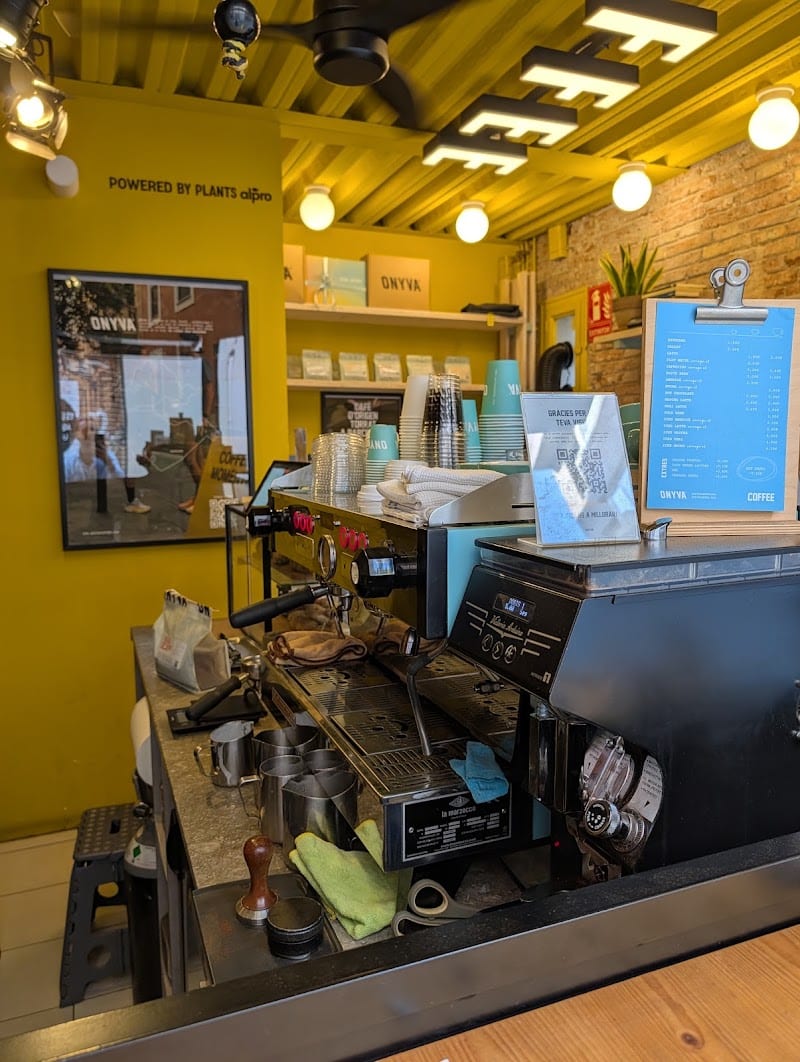 ONYVA COFFEE LES CORTS | Cafe de Especialidad | Coffee Roaster propio, Barcelona