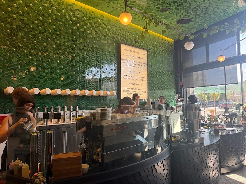 The Crown: Royal Coffee Lab & Tasting Room, Oakland