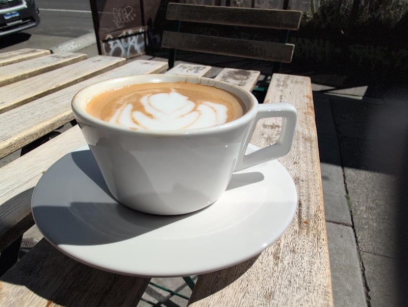 The Crown: Royal Coffee Lab & Tasting Room, Oakland