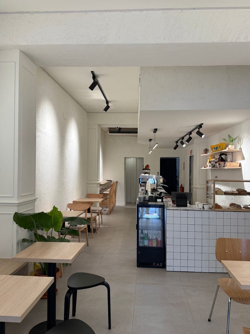 Oways Cafe, Madrid