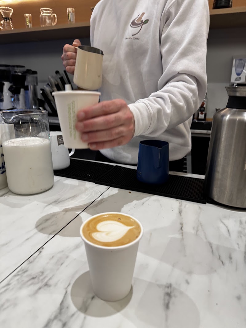 Chasen Coffee - Specialty coffee & Matcha, Barcelona