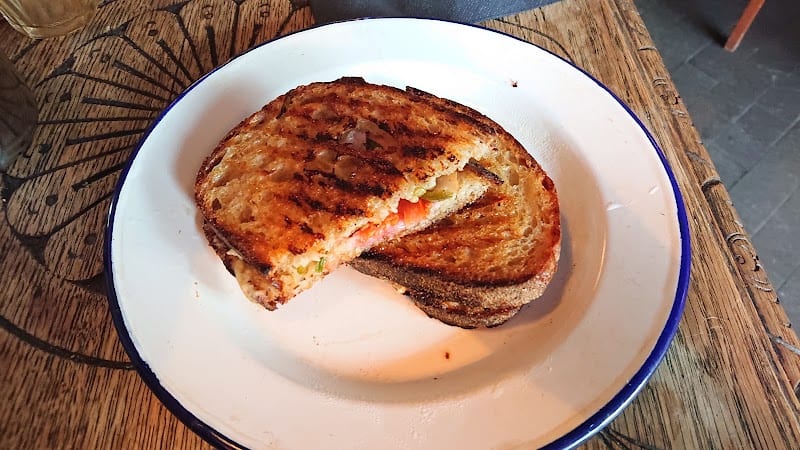 Cable Cafe, London