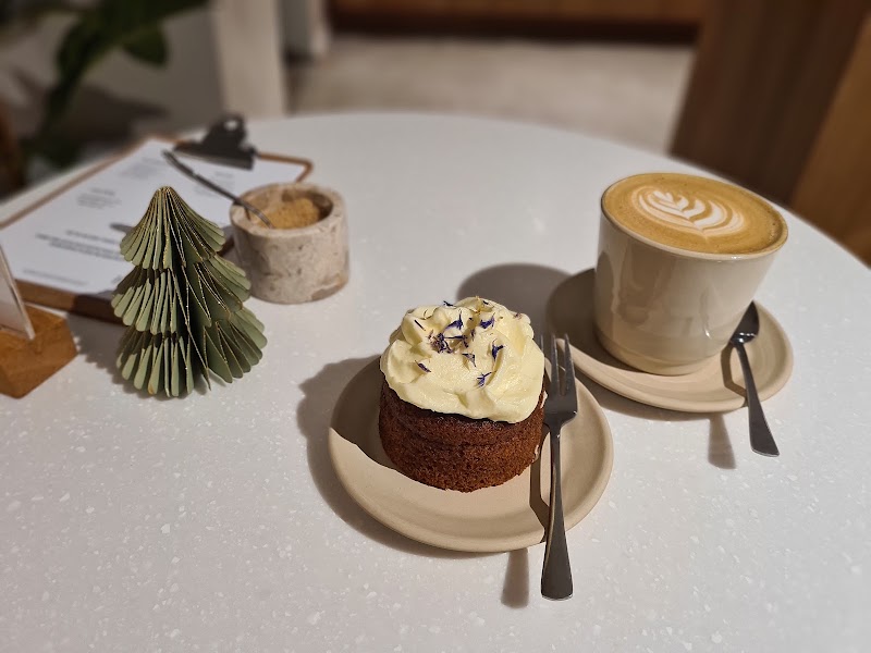 Holm Kaffeerösterei Café, Cologne