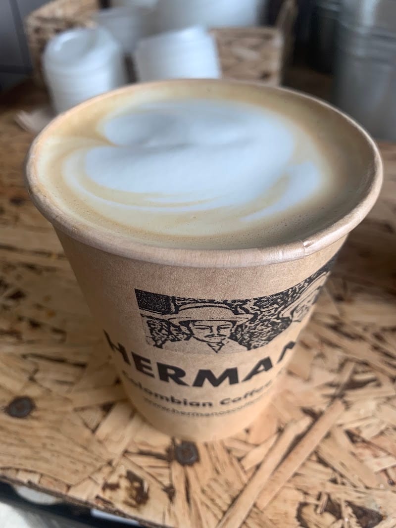 Hermanos Colombian Coffee Roasters – Victoria Station, London