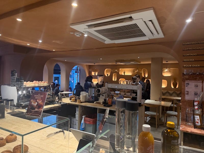 Qima Café and Pâtisserie - Covent Garden, London