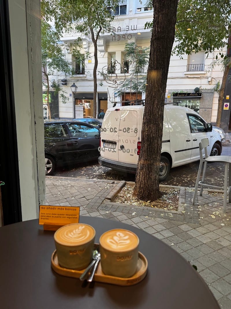 DOSIS CAFE, Madrid