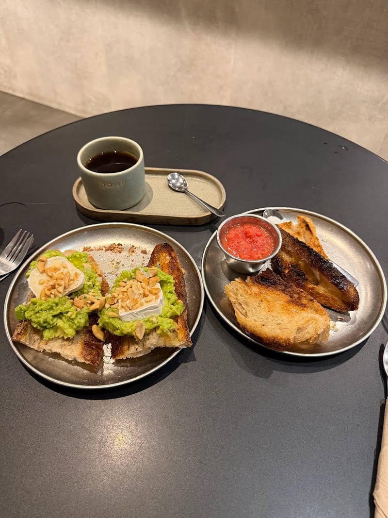 DOSIS CAFE, Madrid