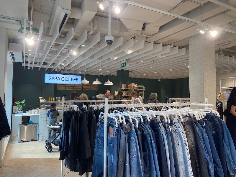 Syra Coffee | H&M, Barcelona
