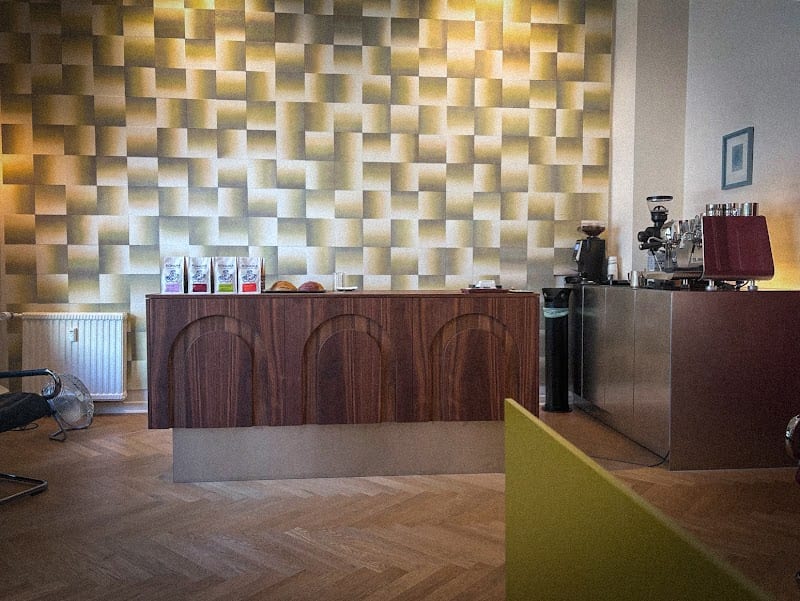 Komuna Coffee SILENT CLUB, Copenhagen