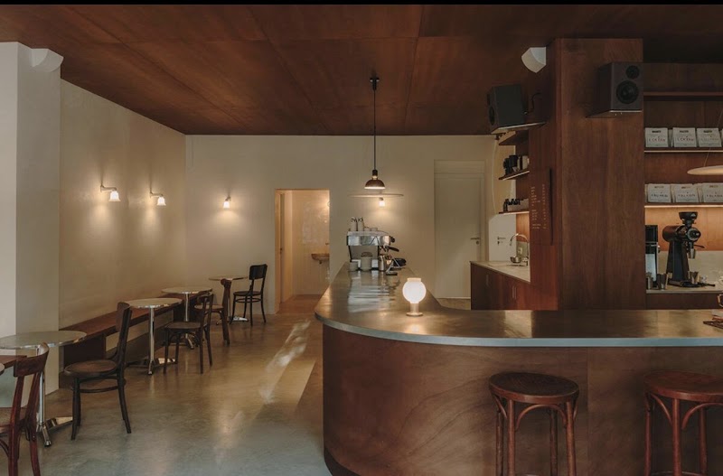 Nomad Frutas Selectas, Barcelona
